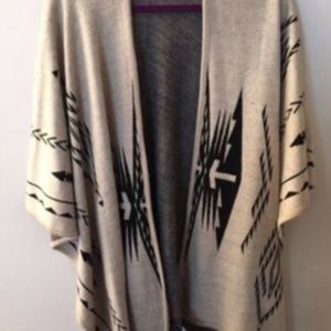 LF Bohemian Printed Poncho Cape Wrap NWT